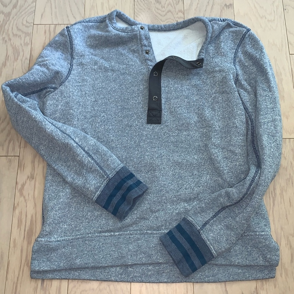 Lululemon Men’s Sweater